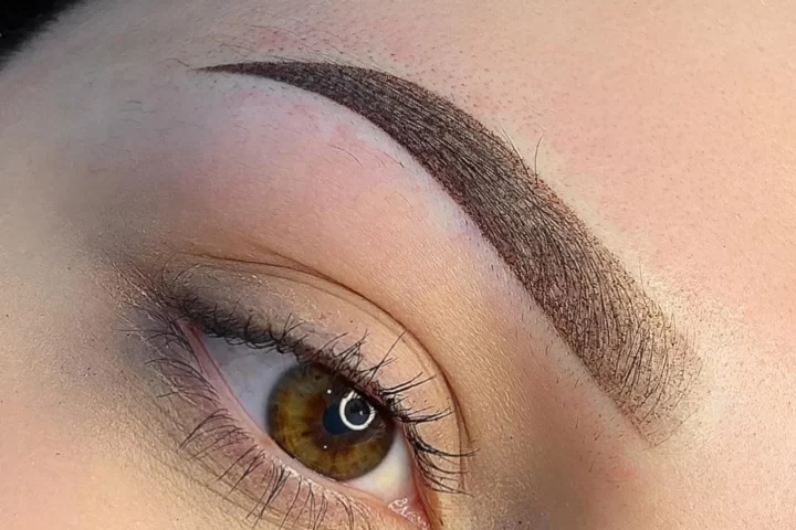 Eyebrow Microblading