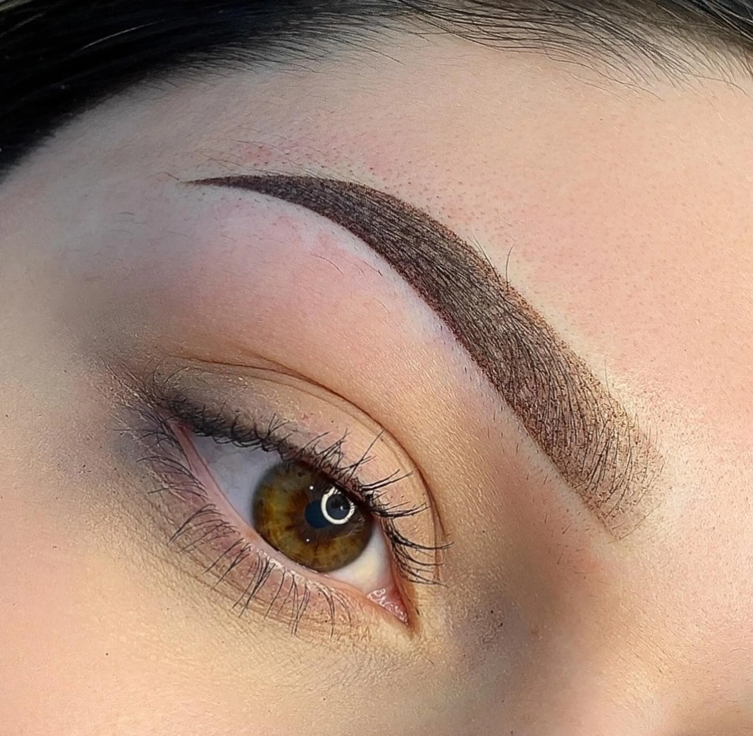 Eyebrow Microblading